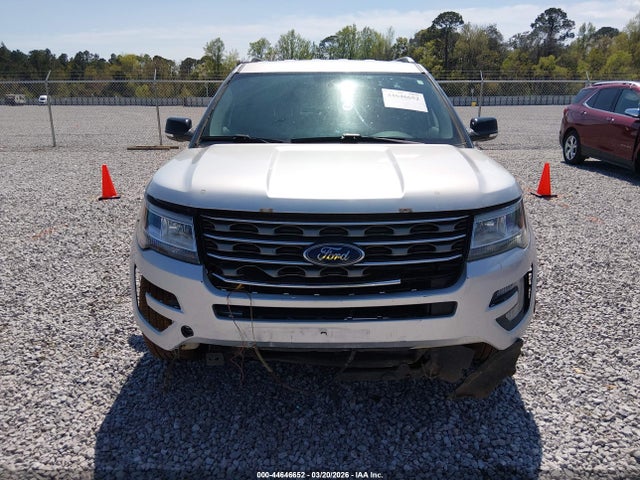 1FM5K7D81HGD49689 Ford EXPLORER XLT