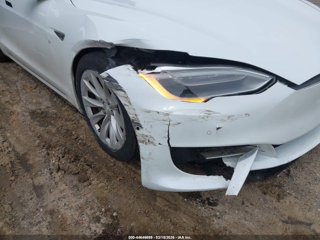 2016 Tesla Model S 60d/70d/75d/85d/90d მანქანა იყიდება აუქციონზე, vin: 5YJSA1E24GF155751, აუქციონის ნომერი: 44646699