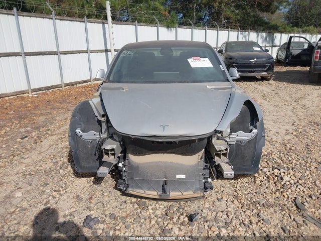 Tesla Model 3 Long Range/performance 2018 5YJ3E1EBXJF121409 Image 13