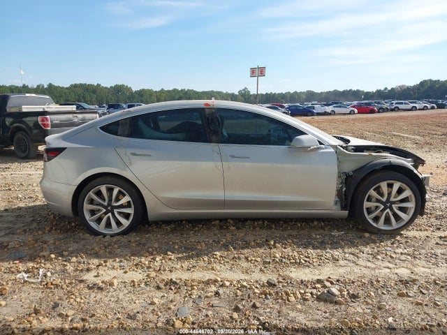 Tesla Model 3 Long Range/performance 2018 5YJ3E1EBXJF121409 Image 14