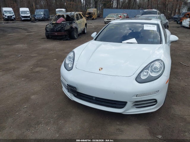 2016 PORSCHE PANAMERA WP0AA2A78GL000930 Photo 5