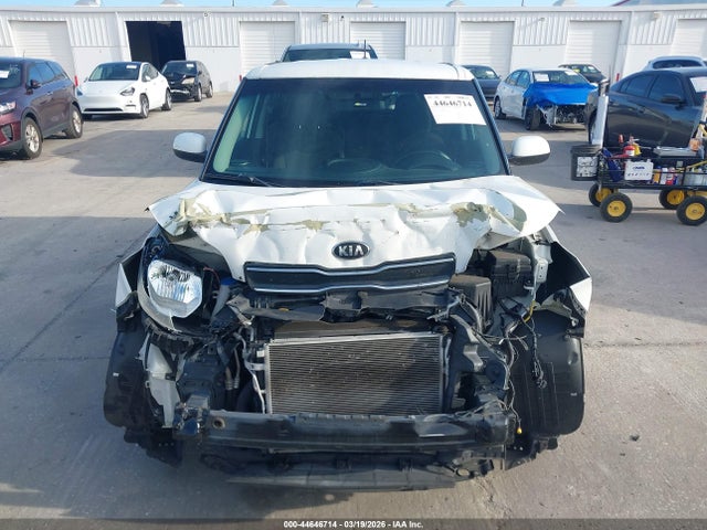 2018 Kia Soul მანქანა იყიდება აუქციონზე, vin: KNDJN2A24J7619582, აუქციონის ნომერი: 44646714
