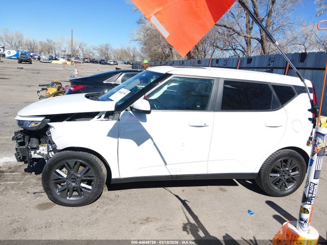 Продаж на аукціоні авто 2021 Kia Soul Ex, vin: KNDJ33AU4M7130522, номер лоту: 44646759
