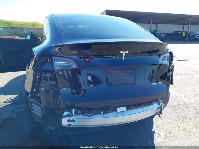 7SAYGDEF6NF487929 Tesla Model Y Performance Dual Motor All-wheel Drive