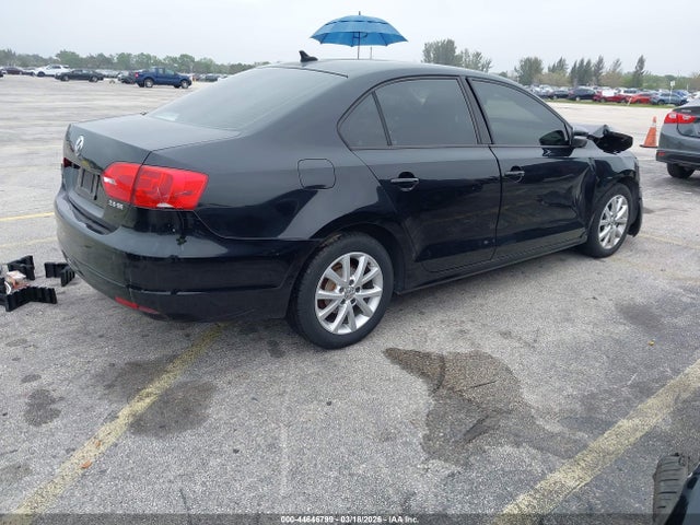 Продаж на аукціоні авто 2011 Volkswagen Jetta 2.5l Se, vin: 3VWDZ7AJ0BM339801, номер лоту: 44646799