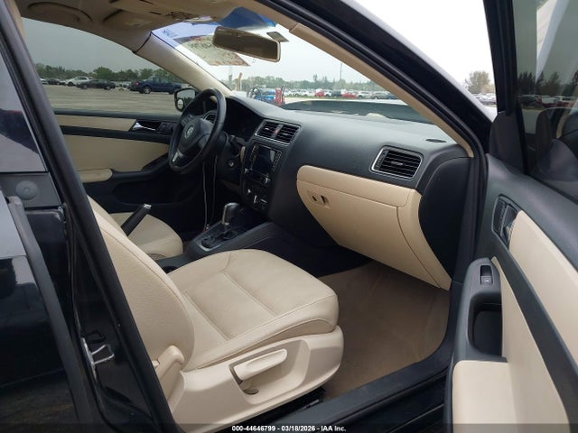 Продаж на аукціоні авто 2011 Volkswagen Jetta 2.5l Se, vin: 3VWDZ7AJ0BM339801, номер лоту: 44646799