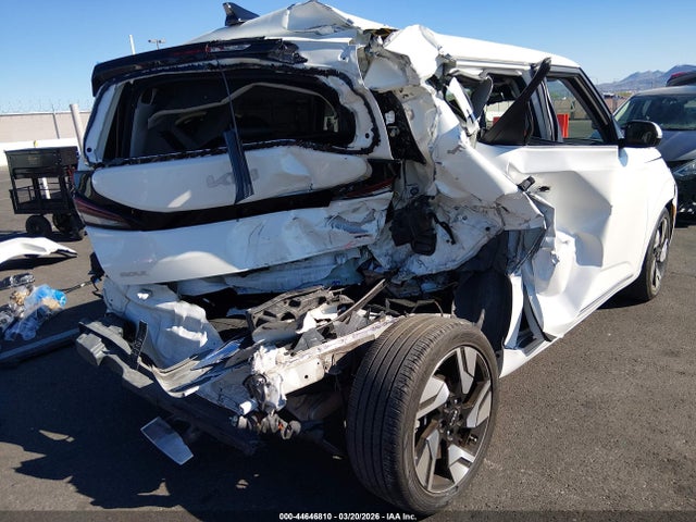 KNDJ53AU7R7897623 KIA Soul Gt-line