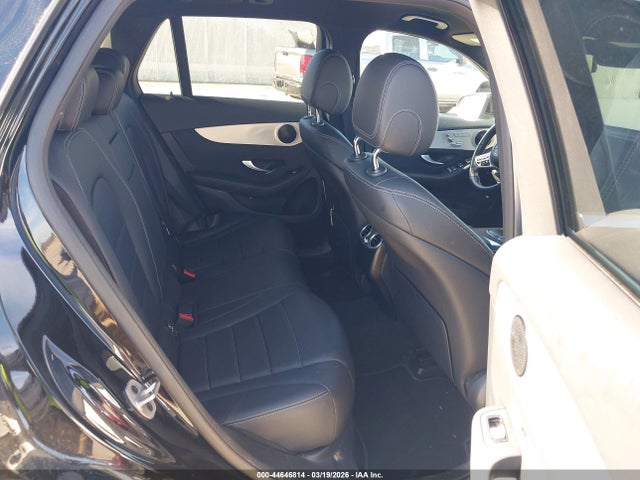 W1N0G8DB6NV377196 Mercedes-Benz Glc 300 Suv