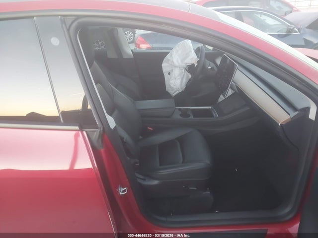 Продажа на аукционе авто 2022 Tesla Model Y Long Range Dual Motor All-wheel Drive, vin: 7SAYGDEE4NF342279, номер лота: 44646820