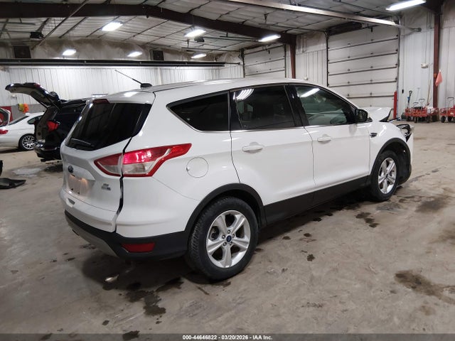 Продажа на аукционе авто 2016 Ford Escape Se, vin: 1FMCU9GX3GUC80018, номер лота: 44646822