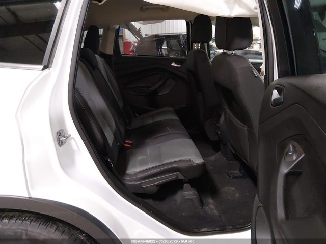 Продажа на аукционе авто 2016 Ford Escape Se, vin: 1FMCU9GX3GUC80018, номер лота: 44646822