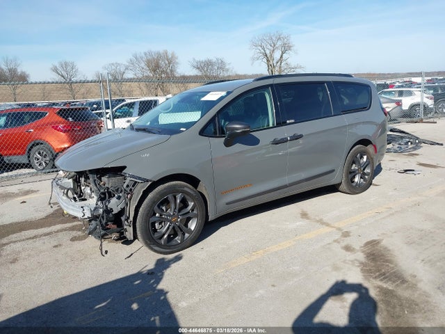 2023 CHRYSLER PACIFICA 2C4RC3BG6PR593096 Photo 1