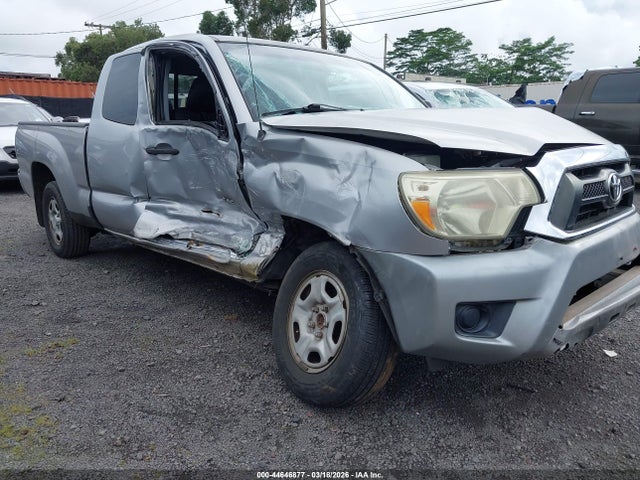 2014 Toyota Tacoma მანქანა იყიდება აუქციონზე, vin: 5TFTX4CN4EX040927, აუქციონის ნომერი: 44646877