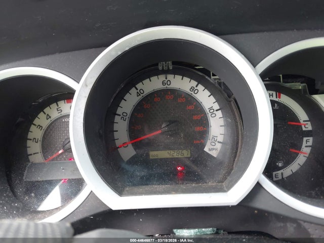 2014 Toyota Tacoma მანქანა იყიდება აუქციონზე, vin: 5TFTX4CN4EX040927, აუქციონის ნომერი: 44646877