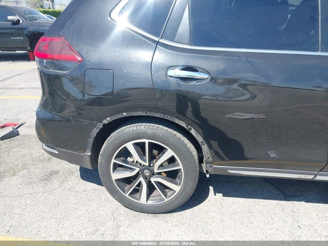 JN8AT2MT4JW464021 Nissan Rogue Sl