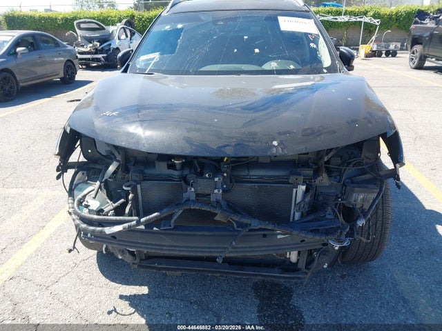 JN8AT2MT4JW464021 Nissan Rogue Sl