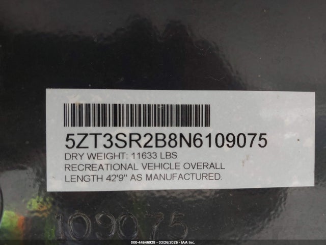 44646928 :رقم المزاد ، 5ZT3SR2B8N6109075 vin ، 2022 Forest River Sabre مزاد بيع