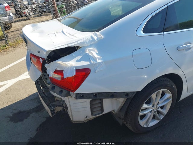1G1ZD5ST1JF121787 Chevrolet MALIBU LT
