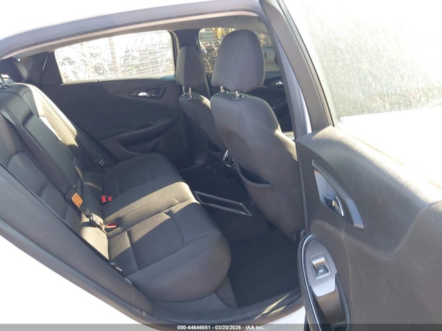 1G1ZD5ST1JF121787 Chevrolet MALIBU LT