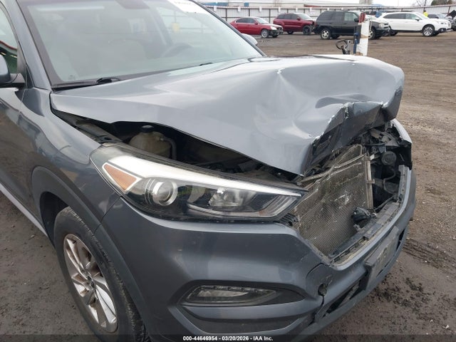 KM8J3CA49JU733880 Hyundai TUCSON SEL