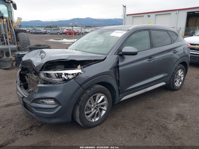 KM8J3CA49JU733880 Hyundai TUCSON SEL
