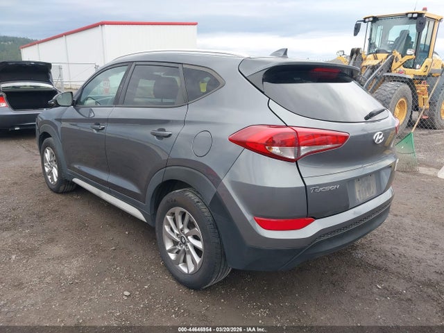 KM8J3CA49JU733880 Hyundai TUCSON SEL