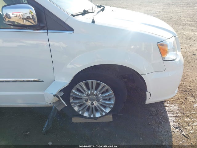 Продажа на аукционе авто 2013 Chrysler Town & Country Limited, vin: 2C4RC1GG3DR570674, номер лота: 44646971