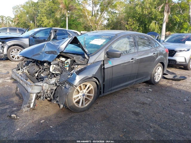 2018 FORD FOCUS 1FADP3F26JL256530 Photo 1