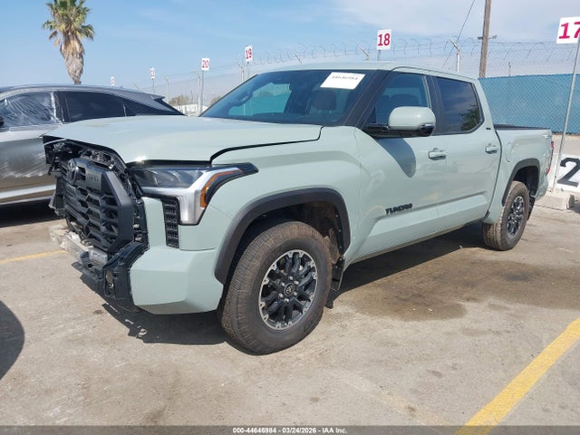 Toyota Tundra Sr5 2025 5TFLA5DB9SX330815 Image 2