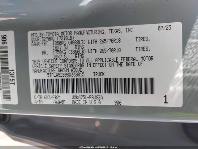 Toyota Tundra Sr5 2025 5TFLA5DB9SX330815 Image 9