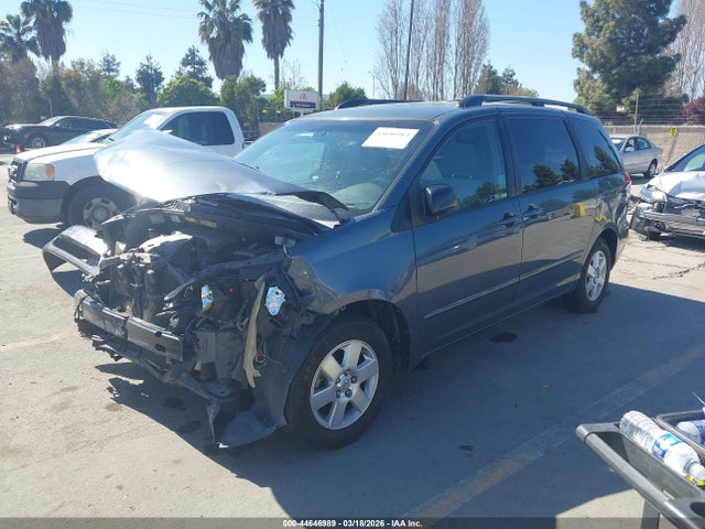 2010 TOYOTA SIENNA 5TDKK4CC3AS312229 Photo 1