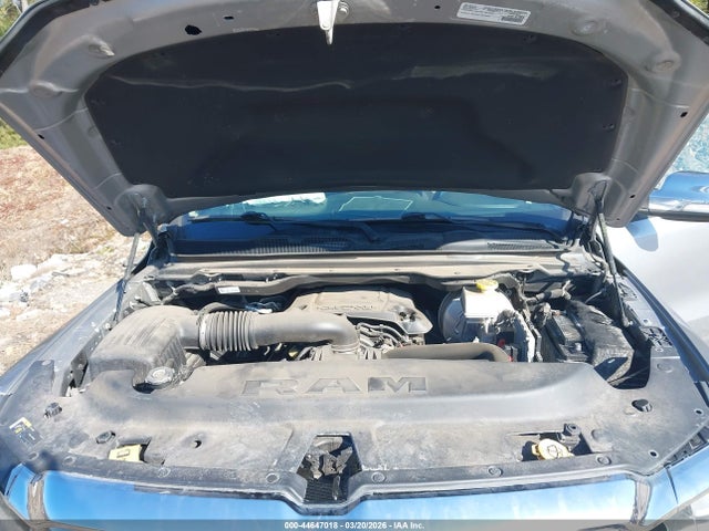 44647018 :رقم المزاد ، 1C6SRFDTXKN841844 vin ، 2019 Ram 1500 Laramie  4x4 6'4 Box مزاد بيع