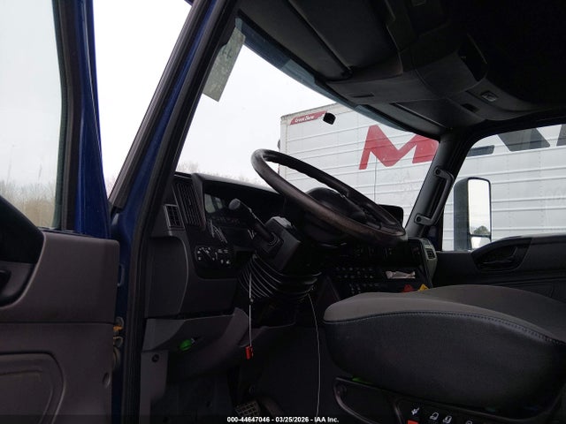 Продаж на аукціоні авто 2020 International Lt, vin: 3HSDZAPR9LN879275, номер лоту: 44647046