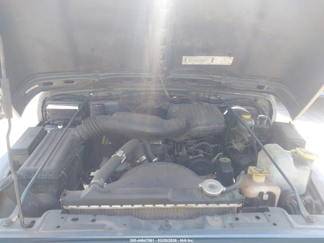 1998 Jeep Wrangler Se მანქანა იყიდება აუქციონზე, vin: 1J4FY29P2WP760584, აუქციონის ნომერი: 44647061