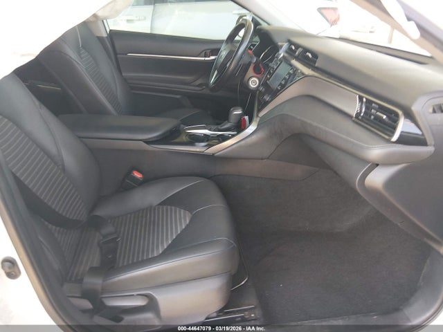 4T1B11HK0KU758624 Toyota CAMRY SE