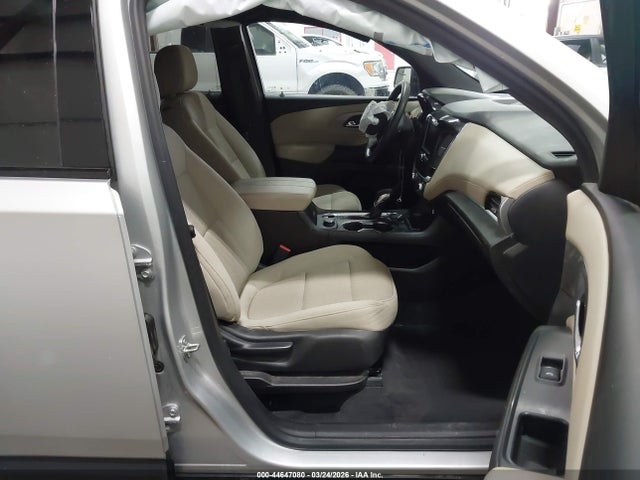 1GNEVFKW3NJ111792 Chevrolet Traverse Awd Ls