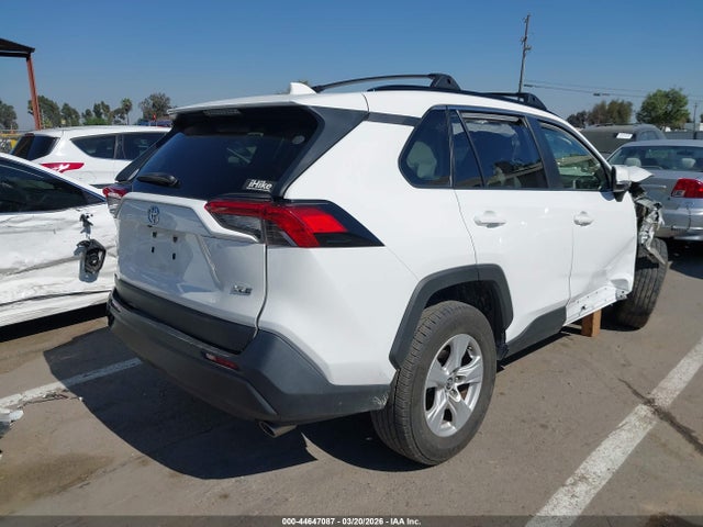 Toyota Rav4 Xle 2019 JTMW1RFV5KD507082 Image 4