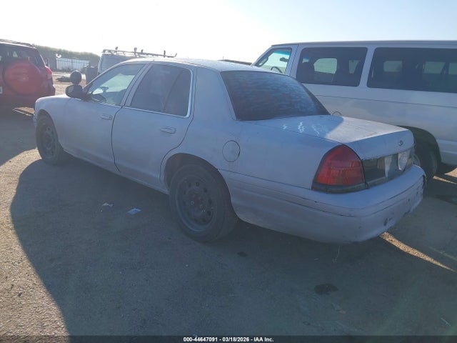 2011 FORD CROWN VICTORIA 2FABP7BV5BX182634 Photo 2