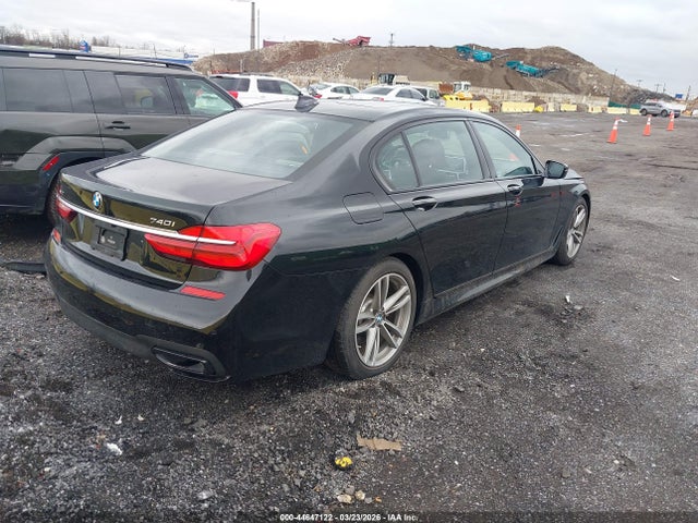 2019 BMW 740I WBA7E4C59KGV70309 Photo 3