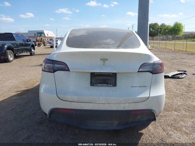 44647124 :رقم المزاد ، 5YJYGDEFXLF002864 vin ، 2020 Tesla Model Y مزاد بيع
