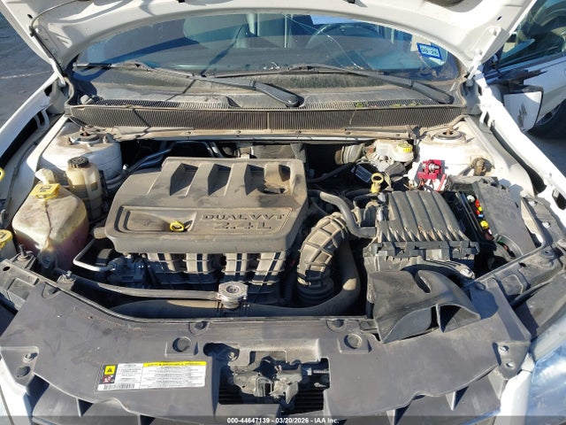 2010 Chrysler Sebring Limited მანქანა იყიდება აუქციონზე, vin: 1C3CC5FB5AN166405, აუქციონის ნომერი: 44647139