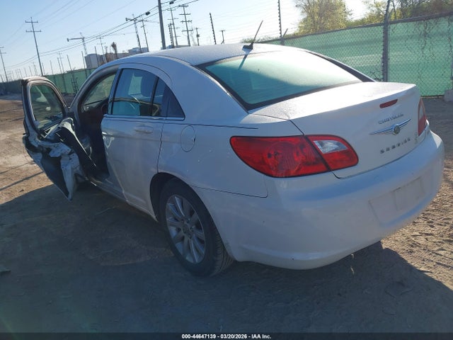 2010 Chrysler Sebring Limited მანქანა იყიდება აუქციონზე, vin: 1C3CC5FB5AN166405, აუქციონის ნომერი: 44647139