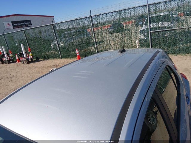 Chevrolet TRAX LS 2019 3GNCJKSB0KL120124 Image 18