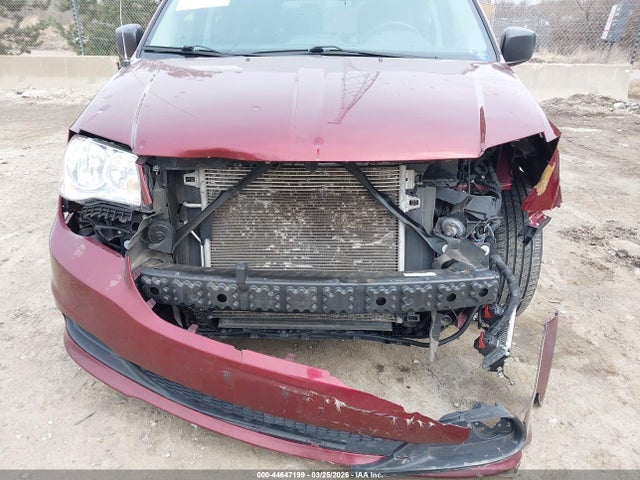 44647199 :رقم المزاد ، 2C4RDGBG7HR866777 vin ، 2017 Dodge Grand Caravan Se مزاد بيع