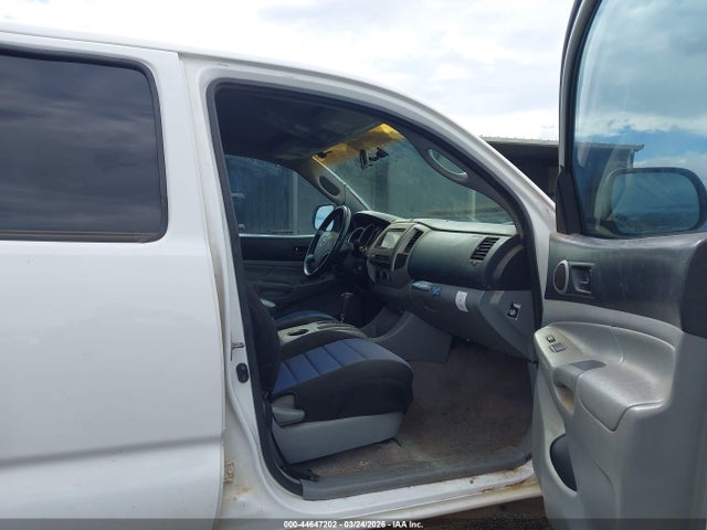 2006 Toyota Tacoma Base V6 მანქანა იყიდება აუქციონზე, vin: 5TELU42NX6Z225939, აუქციონის ნომერი: 44647202