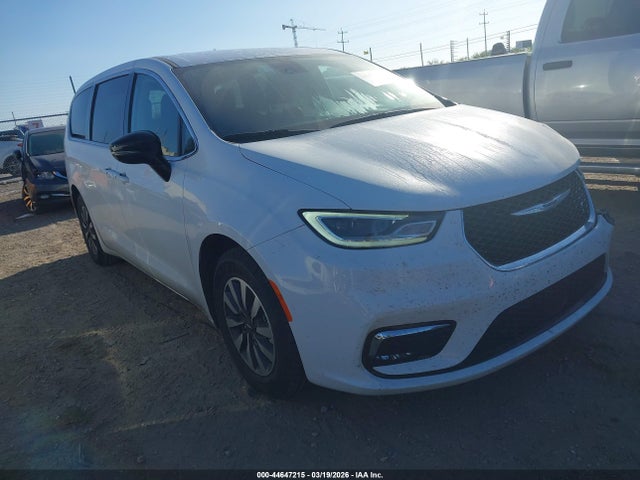 2024 CHRYSLER PACIFICA HYBRID 2C4RC1S79RR121837