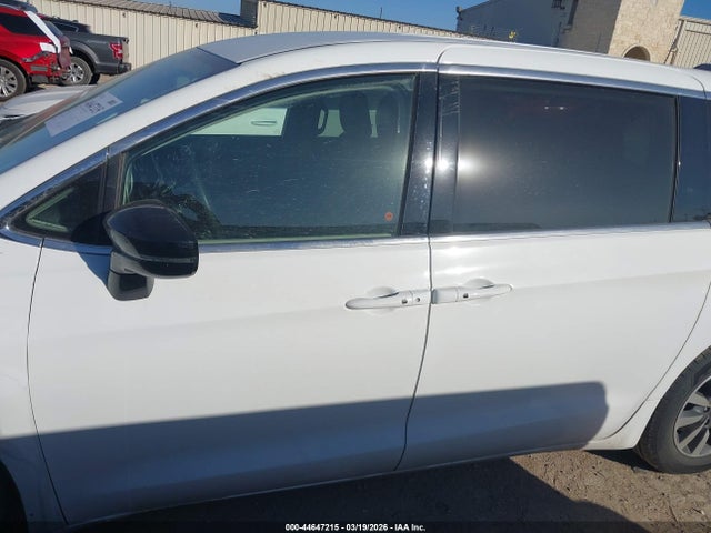 2C4RC1S79RR121837 Chrysler Pacifica Hybrid Select