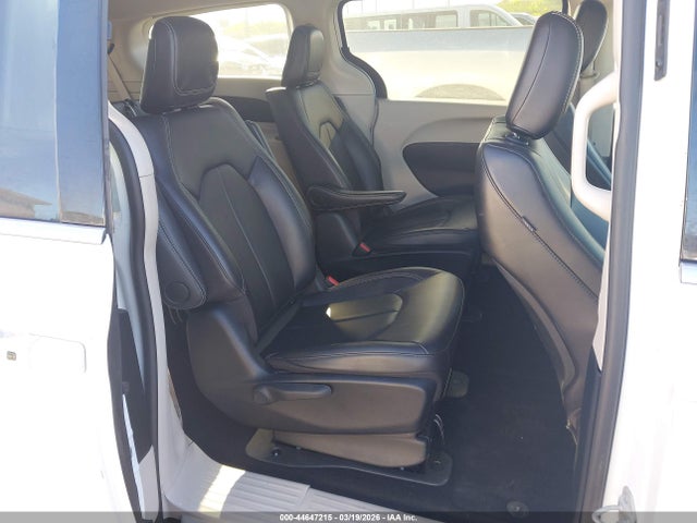 2024 CHRYSLER PACIFICA HYBRID 2C4RC1S79RR121837 Photo 7