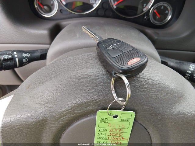 2005 JEEP LIBERTY 1J4GL58K05W572158 Photo 10