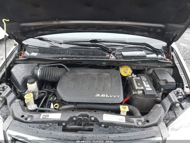 Продаж на аукціоні авто 2016 Chrysler Town & Country Touring, vin: 2C4RC1BG4GR301823, номер лоту: 44647218
